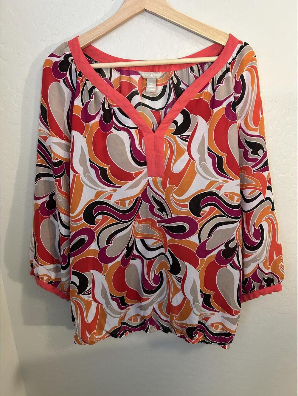 Banana Republic XL Multicolor Swirl Print Split Neck Blouse
